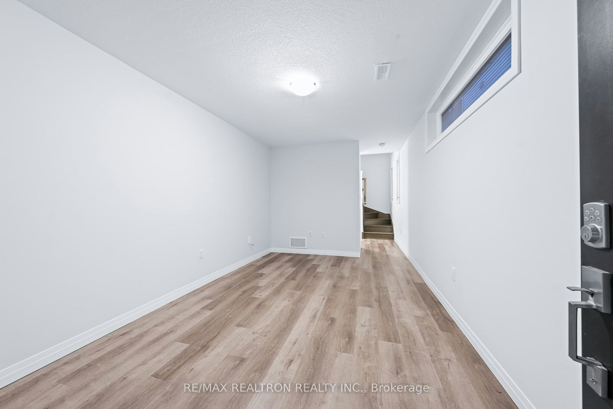 99-30 Times Square Boulevard, Hamilton, ON, L8J 0L8 - 7