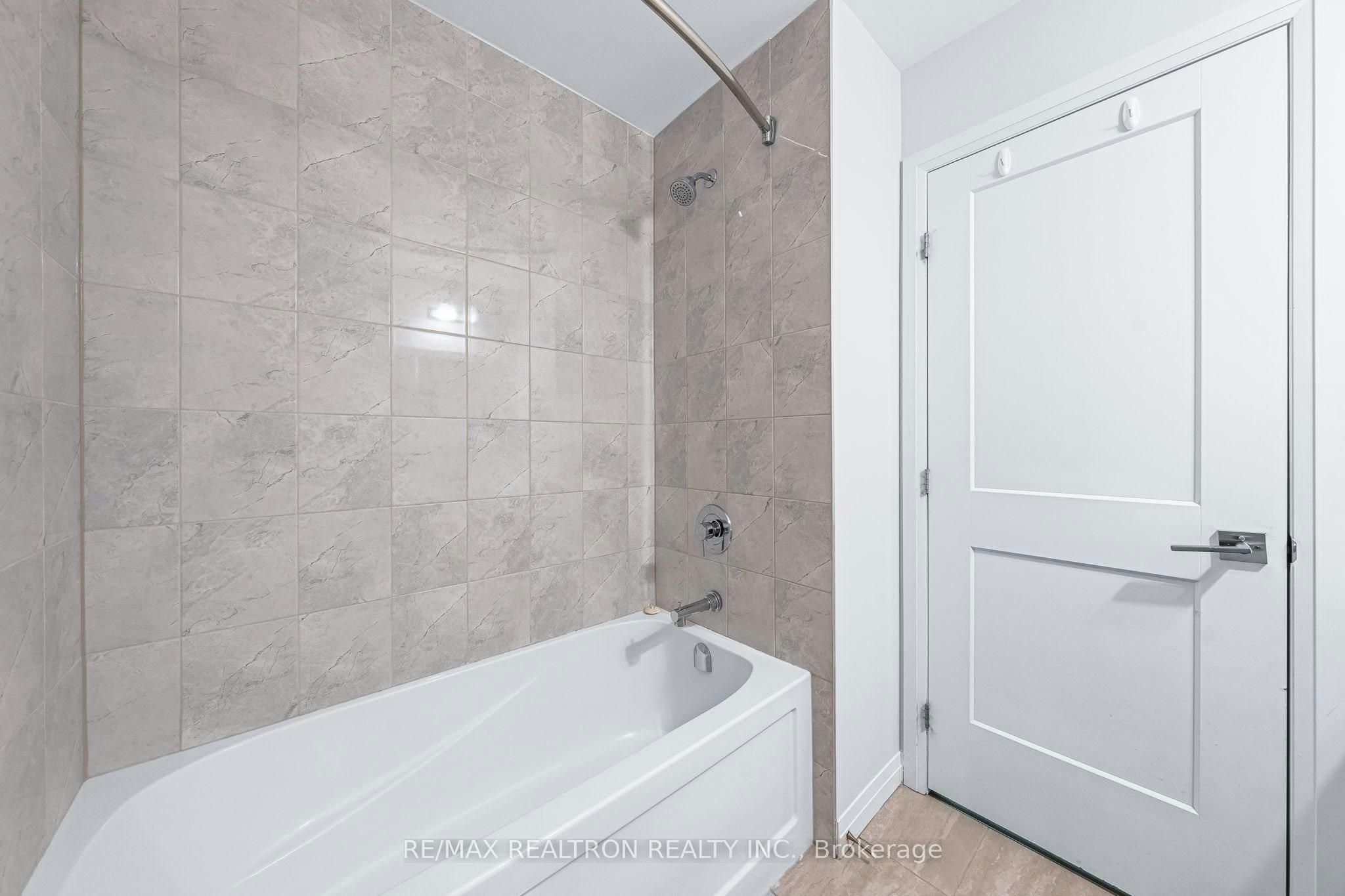 99-30 Times Square Boulevard, Hamilton, ON, L8J 0L8 - 30