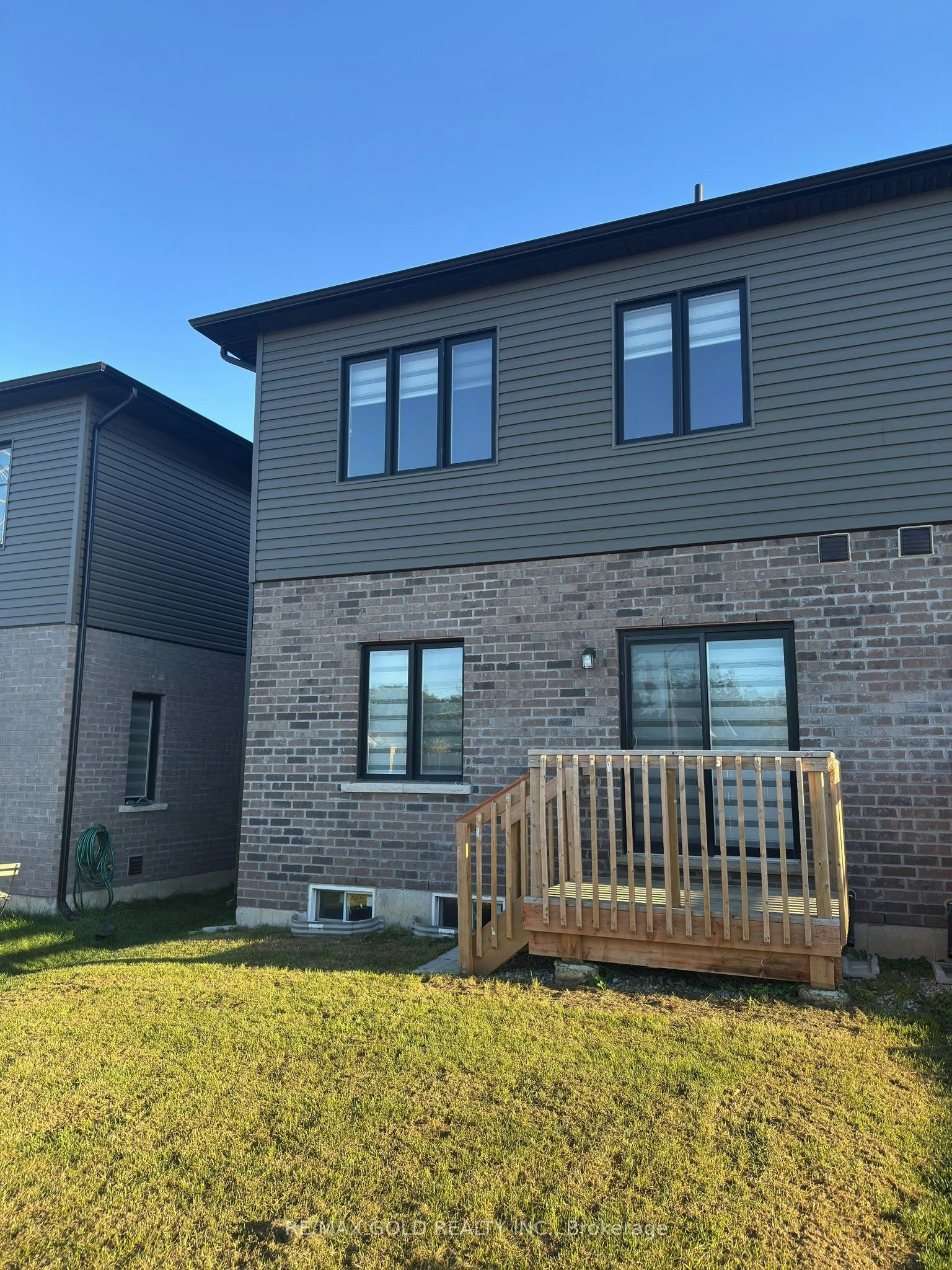31 George Brier Drive W, Brant, ON, N3L 0L1 - 26