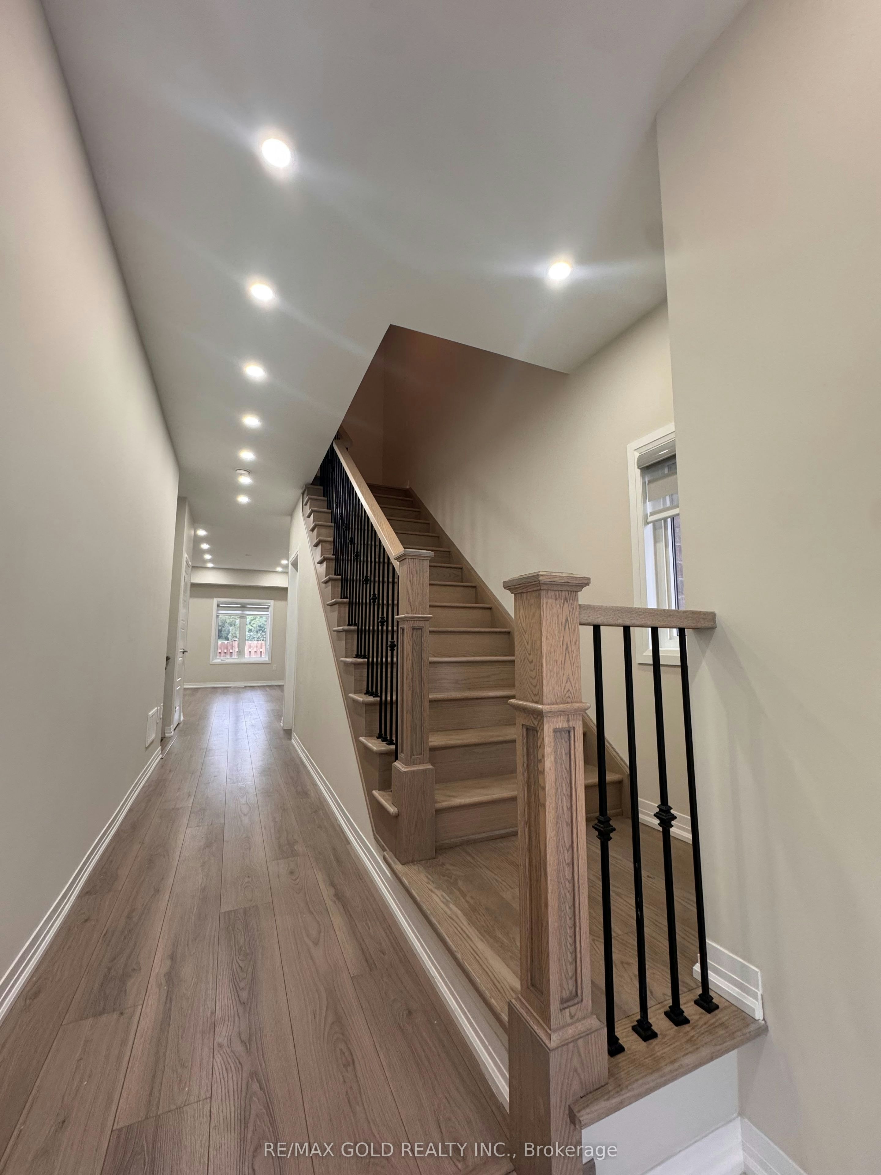 31 George Brier Drive W, Brant, ON, N3L 0L1 - 2