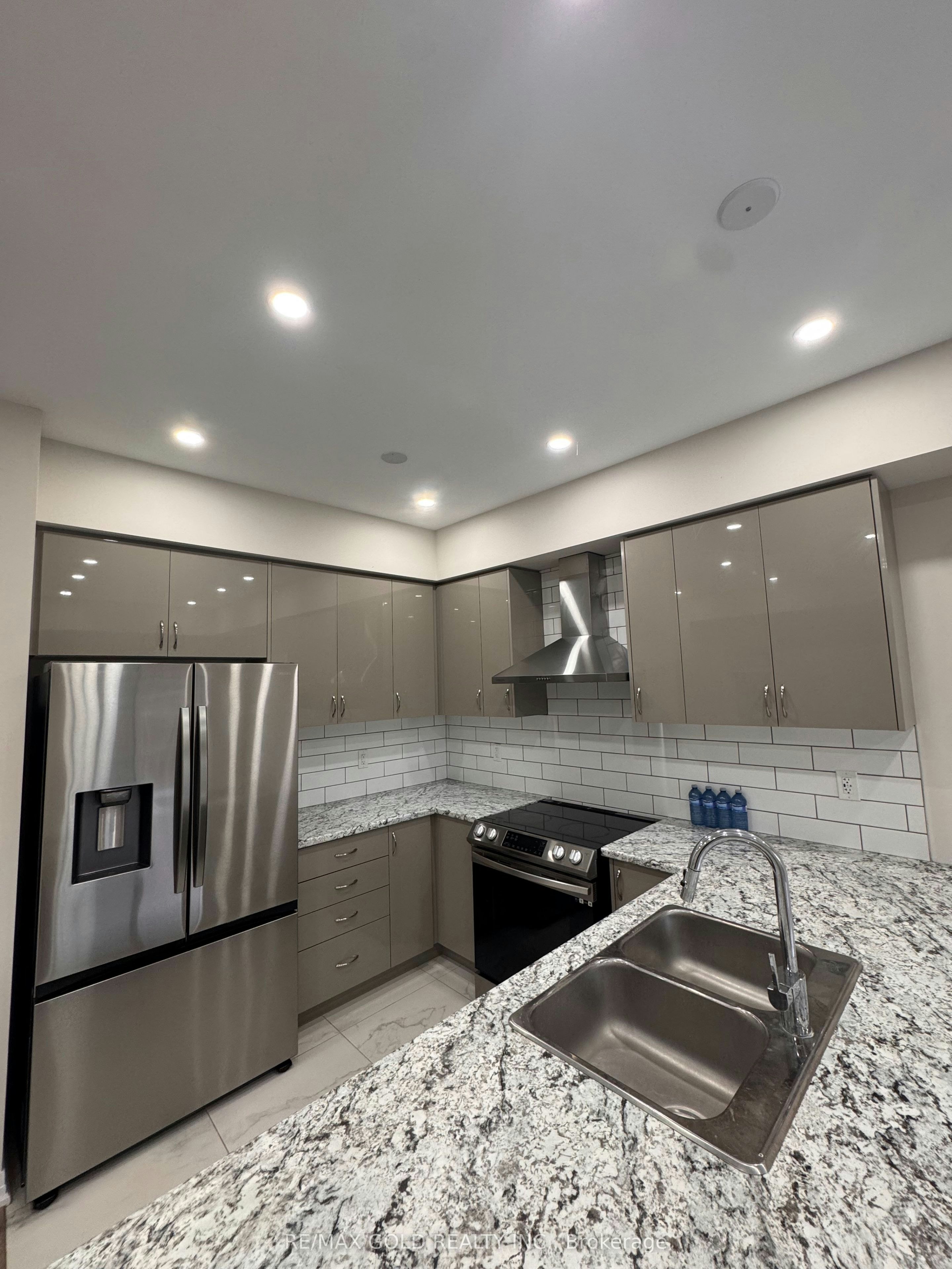 31 George Brier Drive W, Brant, ON, N3L 0L1 - 13