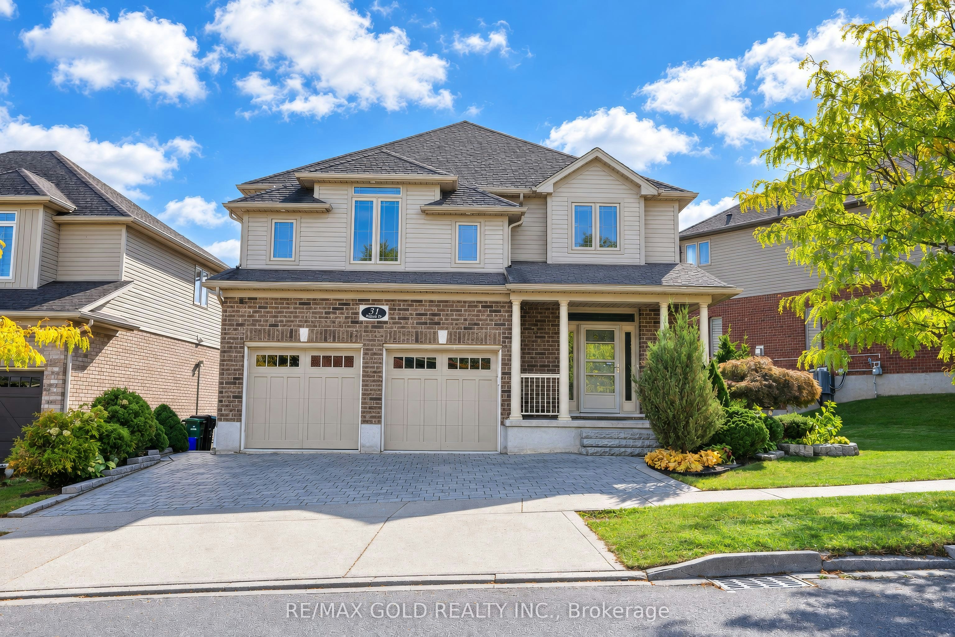 31 Melinda Street W, Kitchener, ON, N2E 0B8