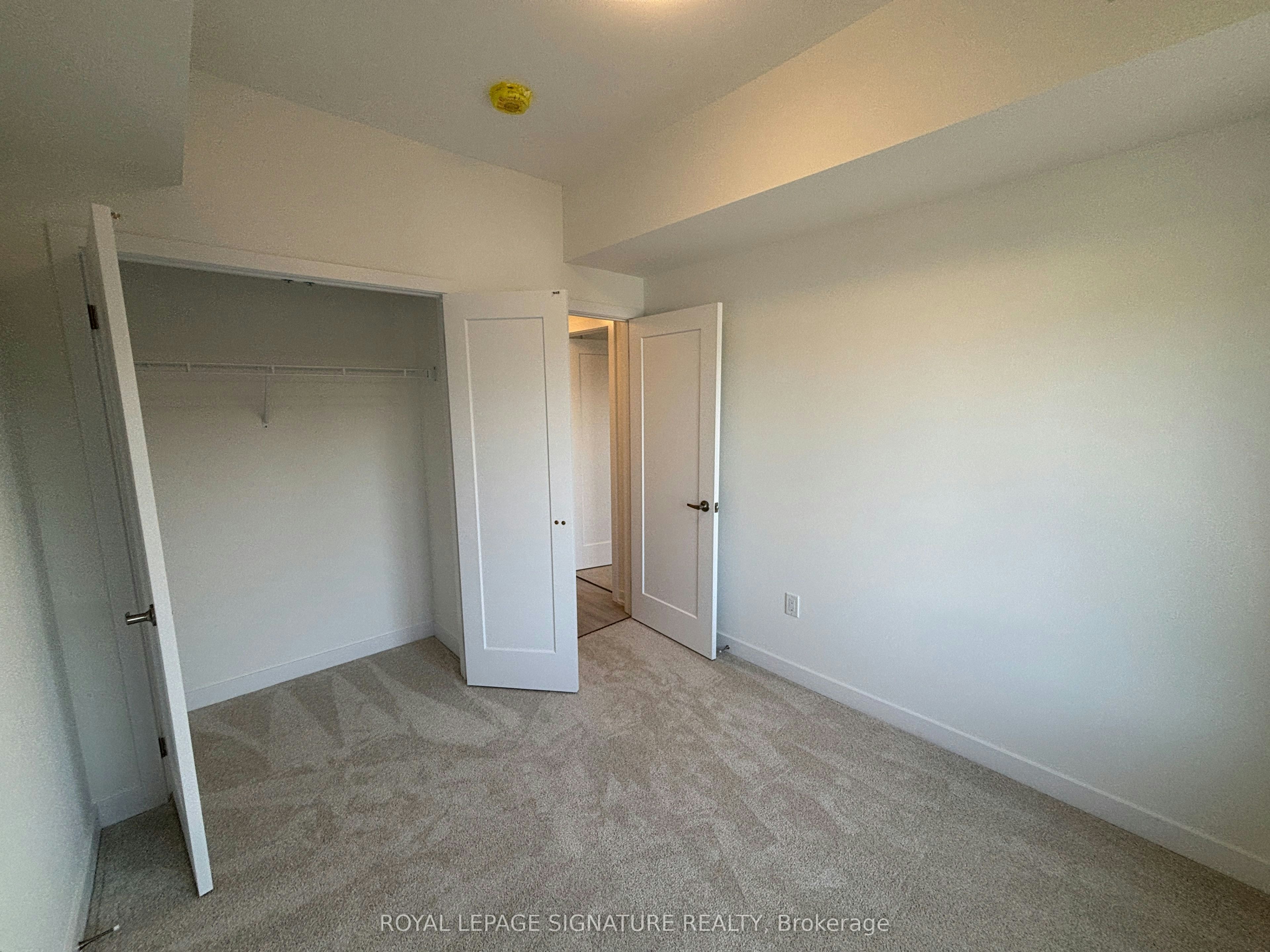 16-42 Lowes Road W, Guelph, ON, N1G 4X2 - 11