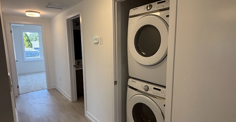 16-42 Lowes Road W, Guelph, ON, N1G 4X2 - 2