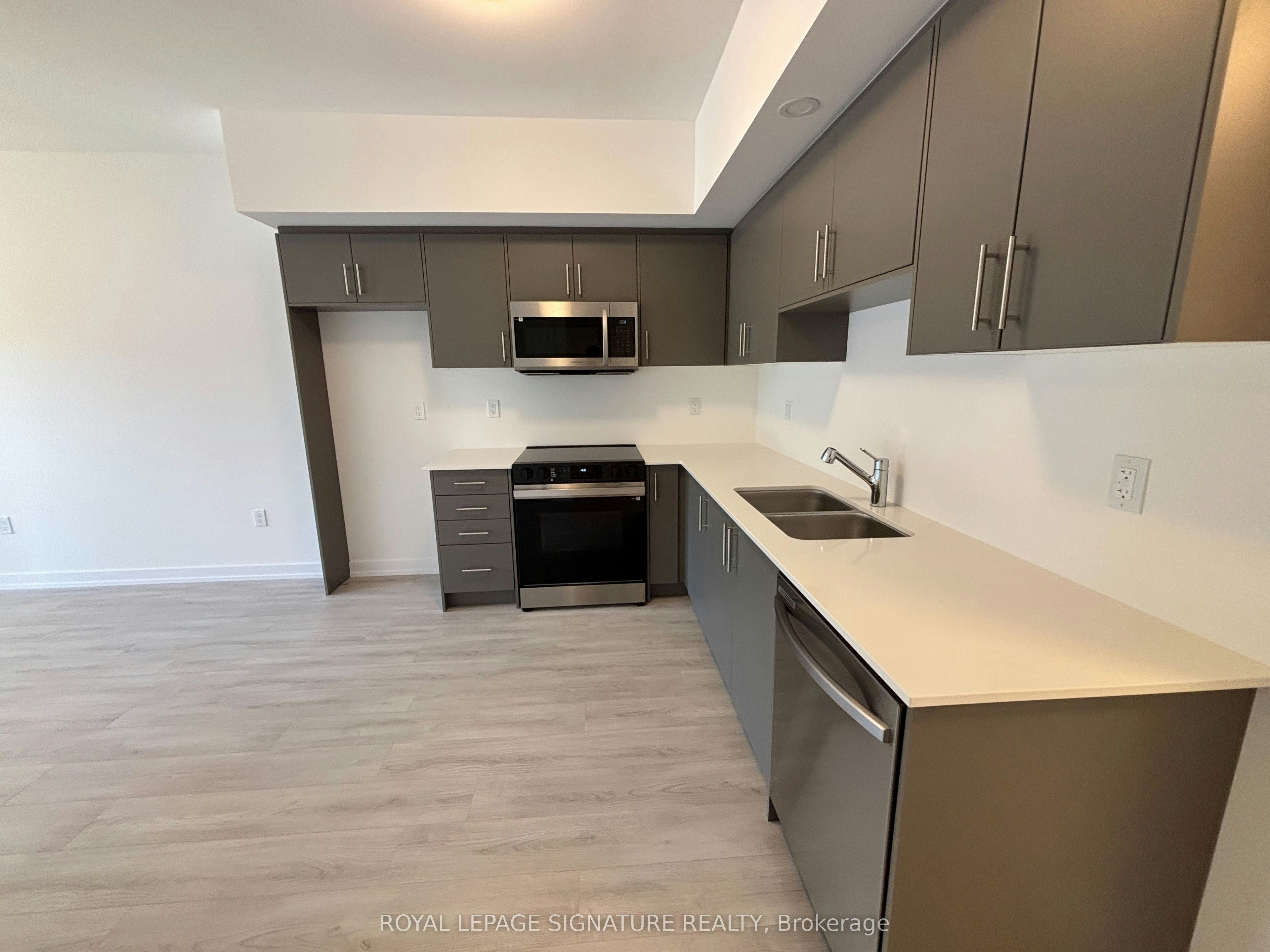 16-42 Lowes Road W, Guelph, ON, N1G 4X2 - 6
