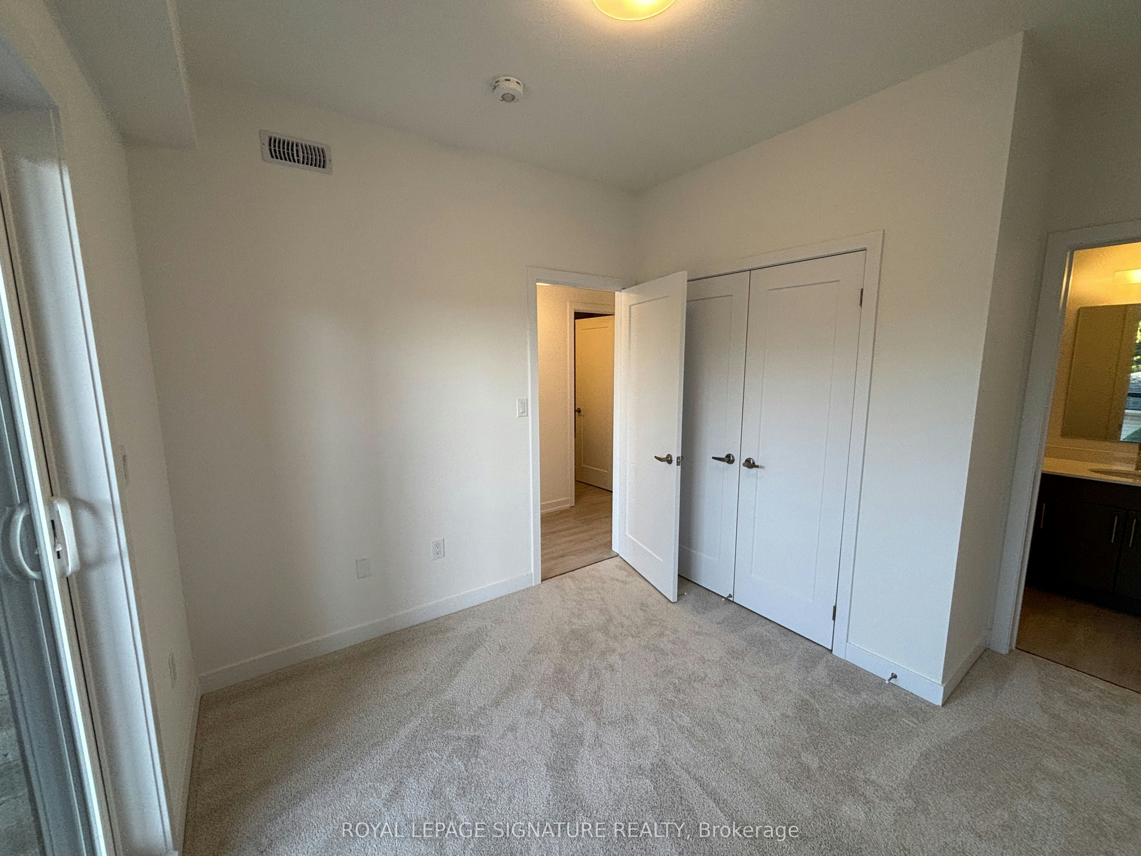 16-42 Lowes Road W, Guelph, ON, N1G 4X2 - 17