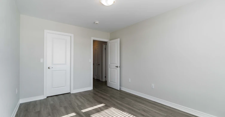 9-40 Zinfandel Drive, Hamilton, ON, L8E 0L1 - 8