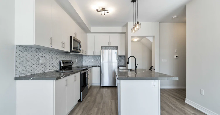 9-40 Zinfandel Drive, Hamilton, ON, L8E 0L1 - 17