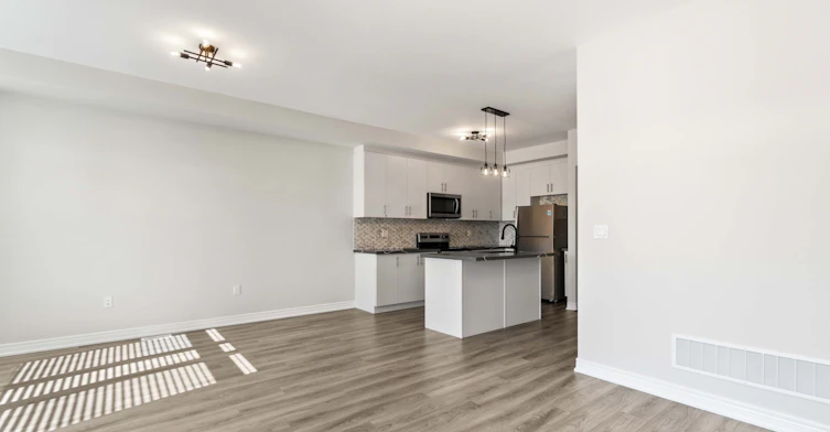 9-40 Zinfandel Drive, Hamilton, ON, L8E 0L1 - 23