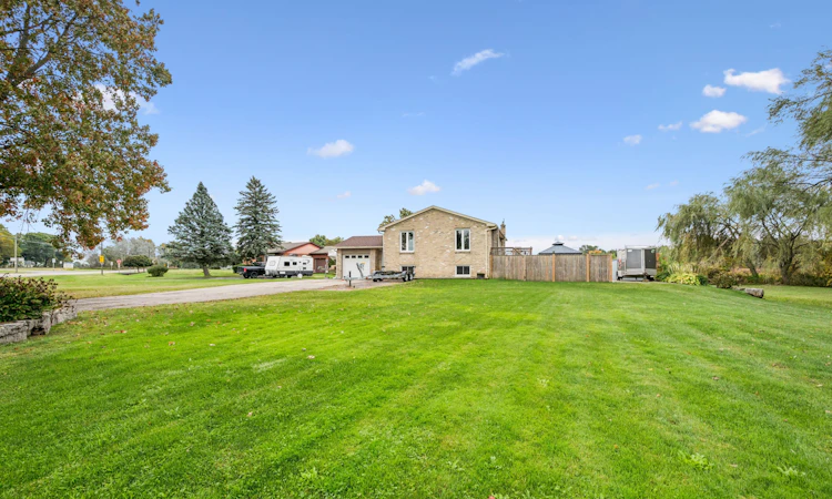 1211 Old 8 Highway