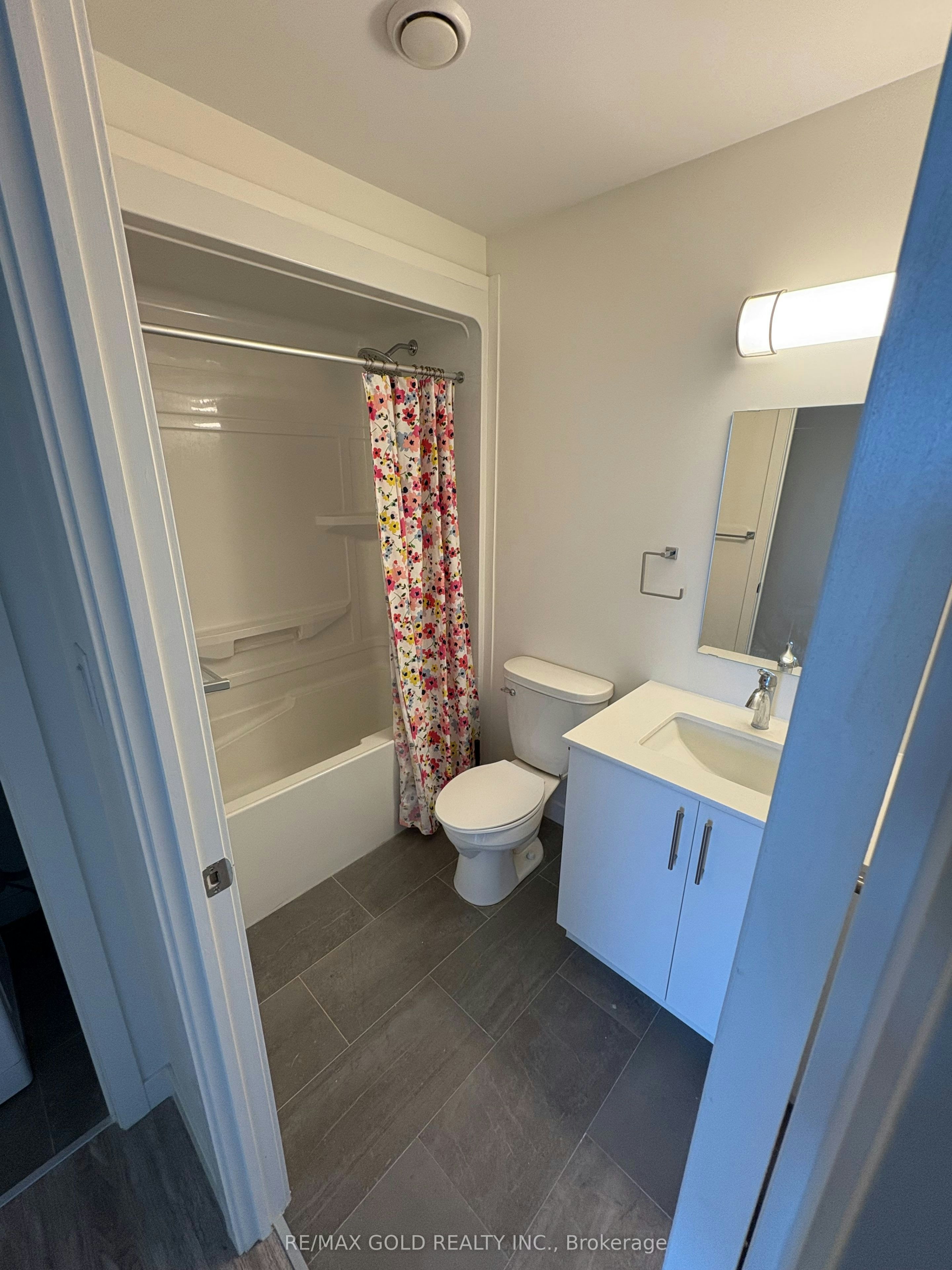 611-128 King Street N, Waterloo, ON, N2J 0E9 - 13