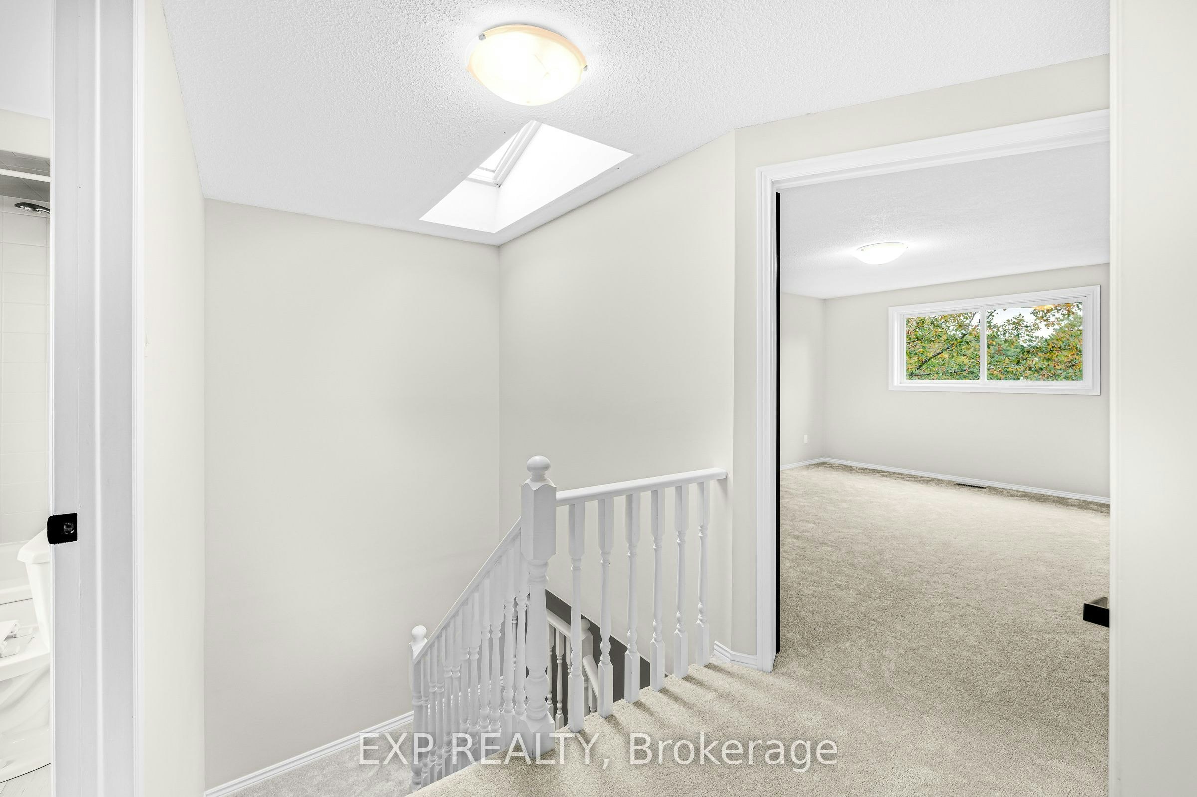10 Donegel Place, Hamilton, ON, L9A 4Z6 - 29
