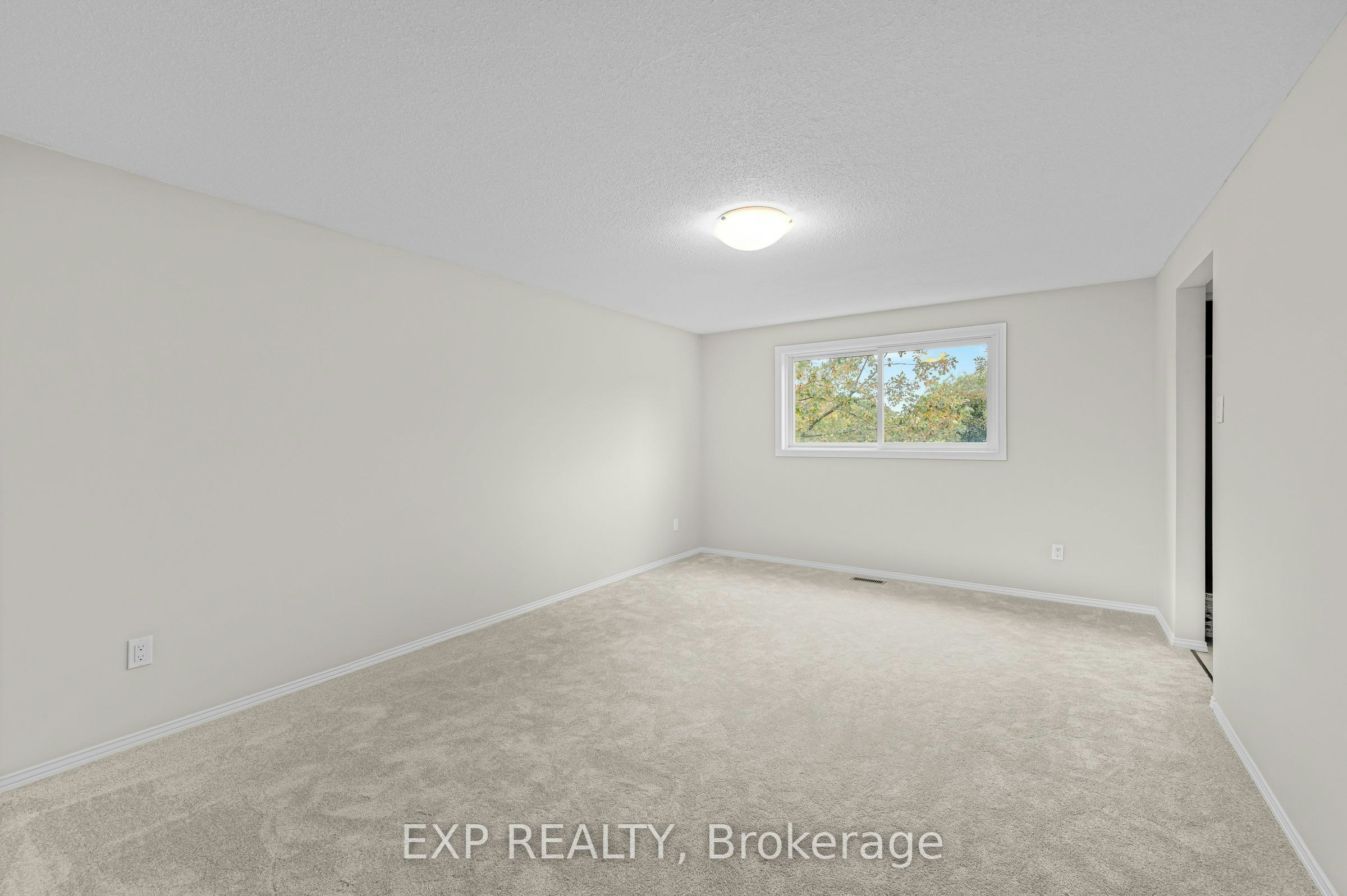 10 Donegel Place, Hamilton, ON, L9A 4Z6 - 18