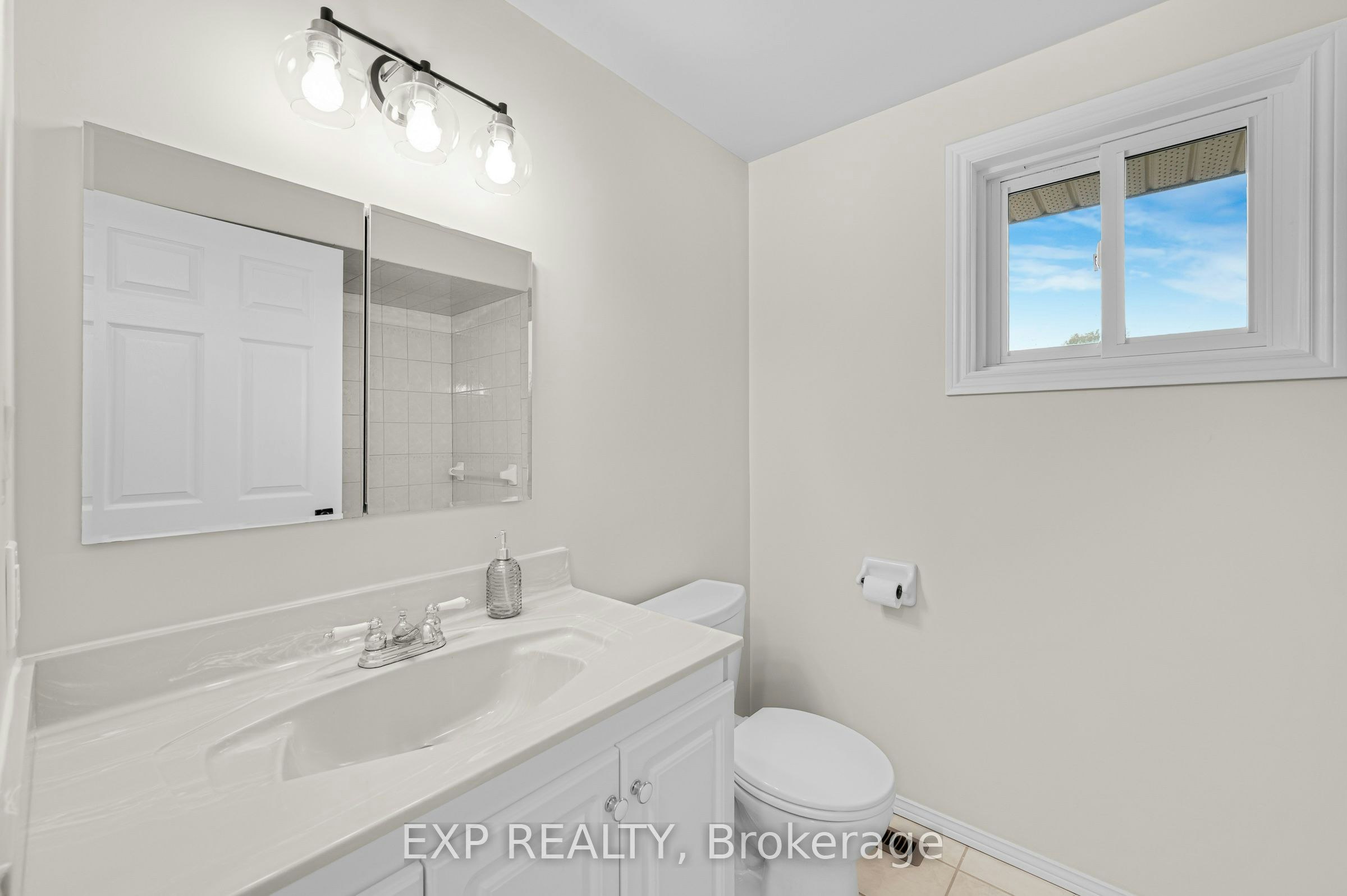 10 Donegel Place, Hamilton, ON, L9A 4Z6 - 21