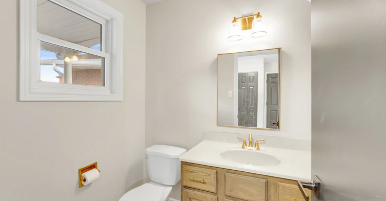10 Donegel Place, Hamilton, ON, L9A 4Z6 - 6