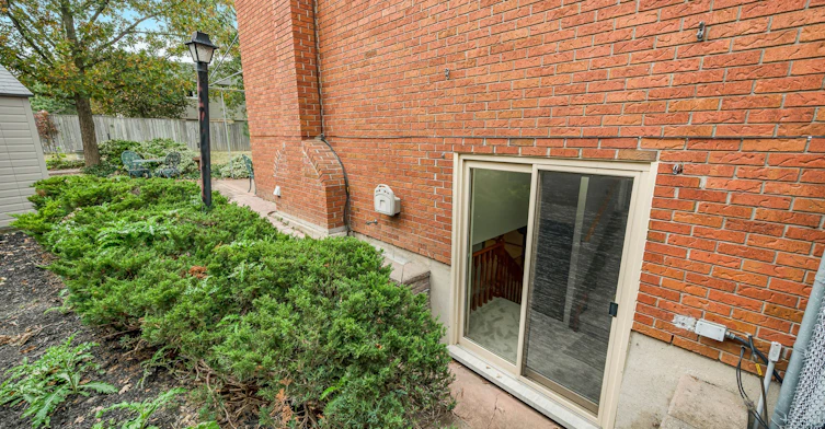 10 Donegel Place, Hamilton, ON, L9A 4Z6 - 43