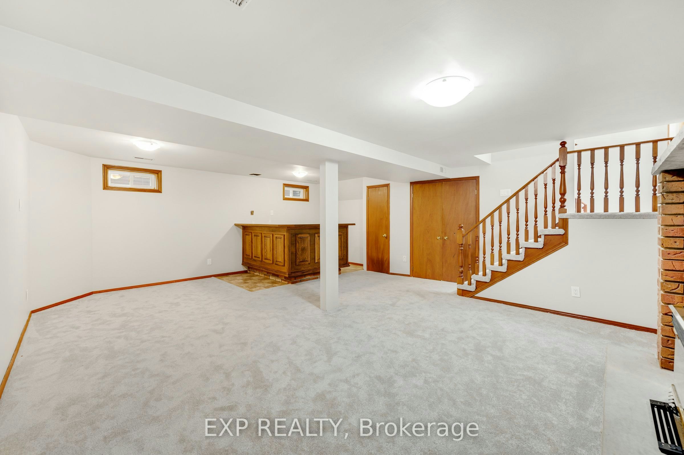 10 Donegel Place, Hamilton, ON, L9A 4Z6 - 34
