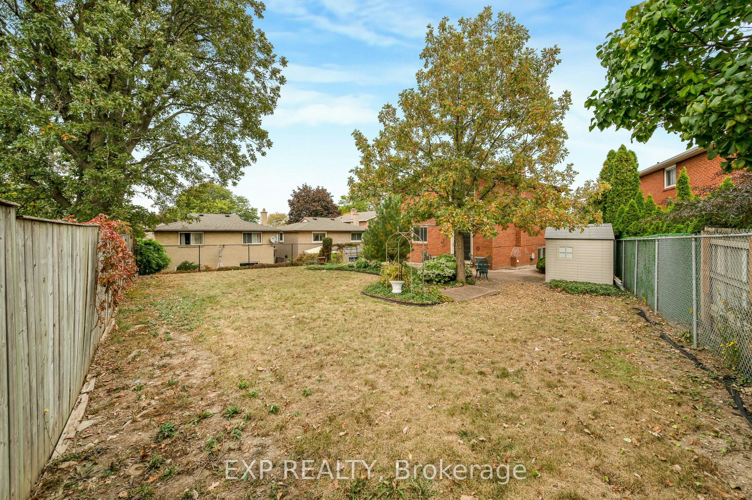 10 Donegel Place, Hamilton, ON, L9A 4Z6 - 42