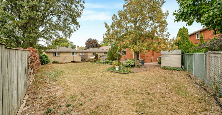 10 Donegel Place, Hamilton, ON, L9A 4Z6 - 42
