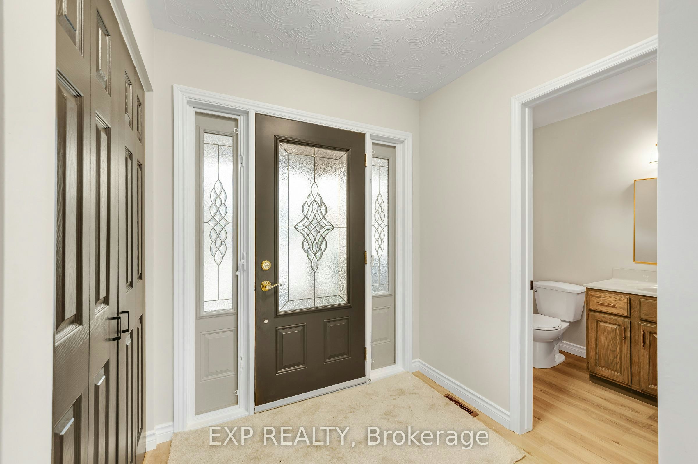 10 Donegel Place, Hamilton, ON, L9A 4Z6 - 5