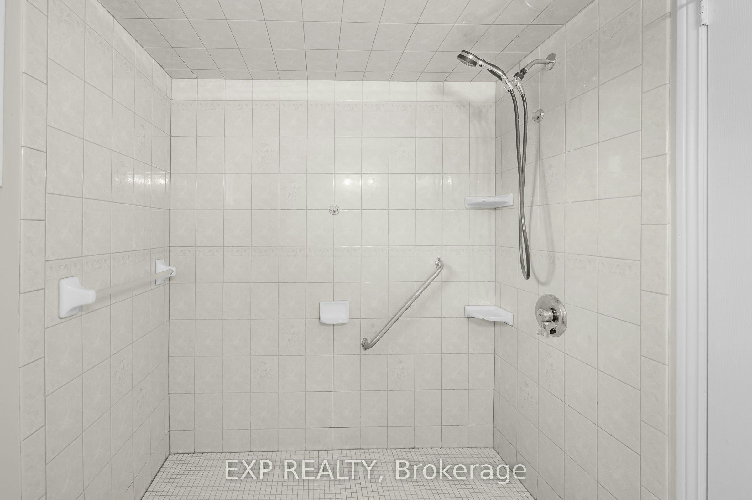 10 Donegel Place, Hamilton, ON, L9A 4Z6 - 22