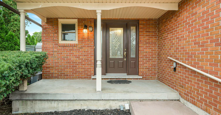 10 Donegel Place, Hamilton, ON, L9A 4Z6 - 3