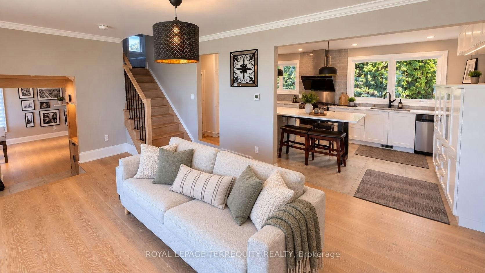 410 Kerman Avenue, Grimsby, ON, L3M 3X1 - 11