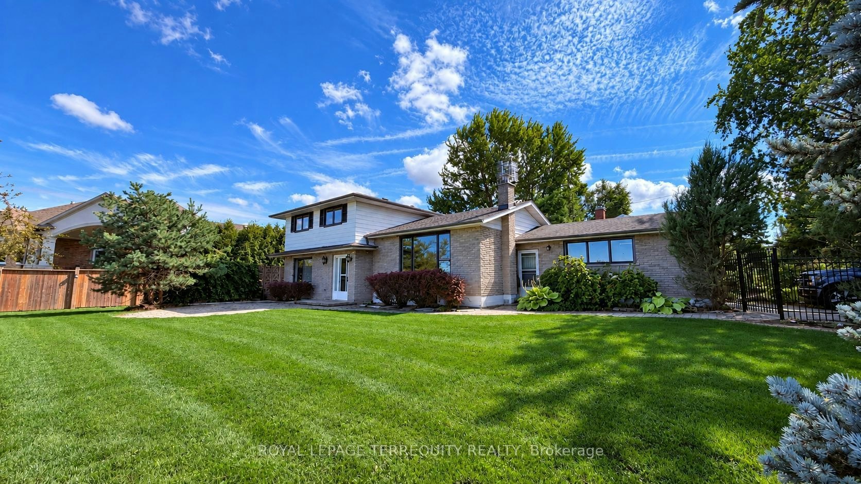 410 Kerman Avenue, Grimsby, ON, L3M 3X1 - 2