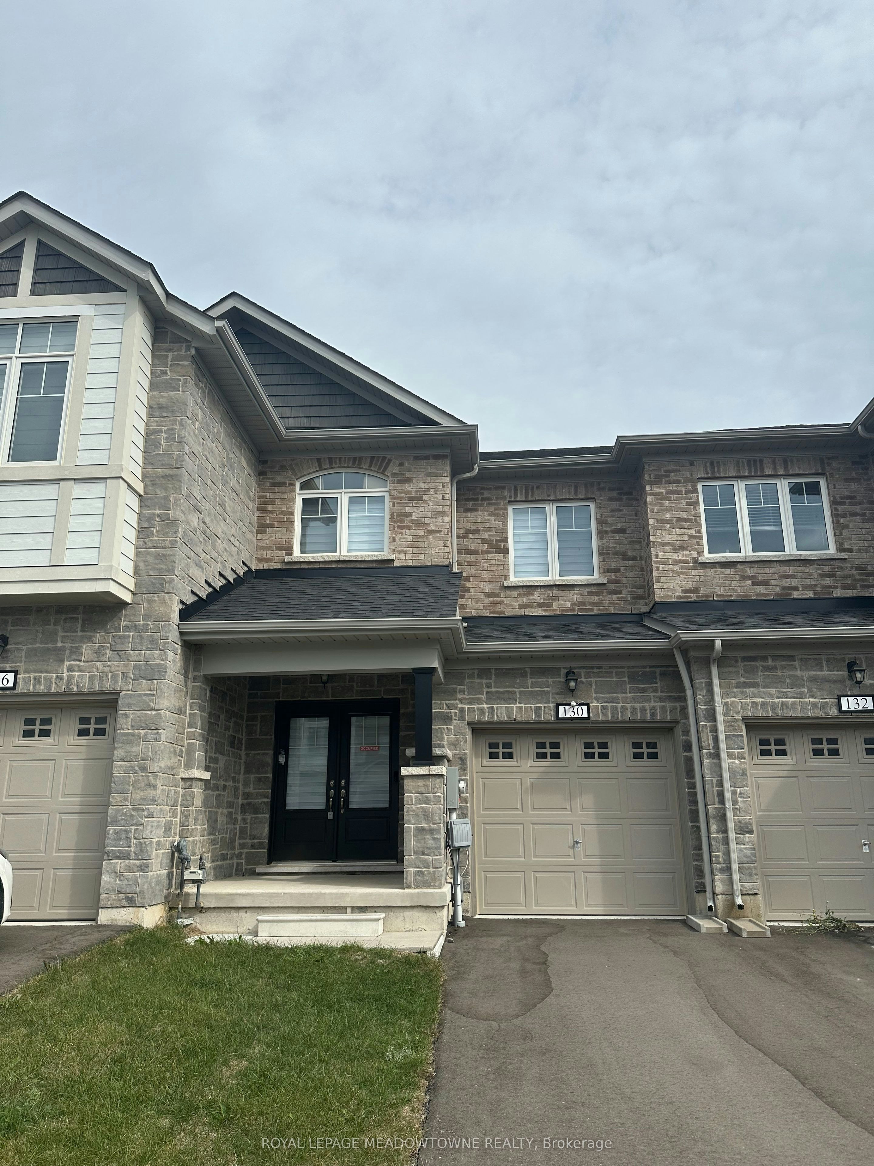 130 Sapphire Way, Thorold, ON, L2V 0L5 - 2