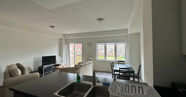 130 Sapphire Way, Thorold, ON, L2V 0L5 - 12