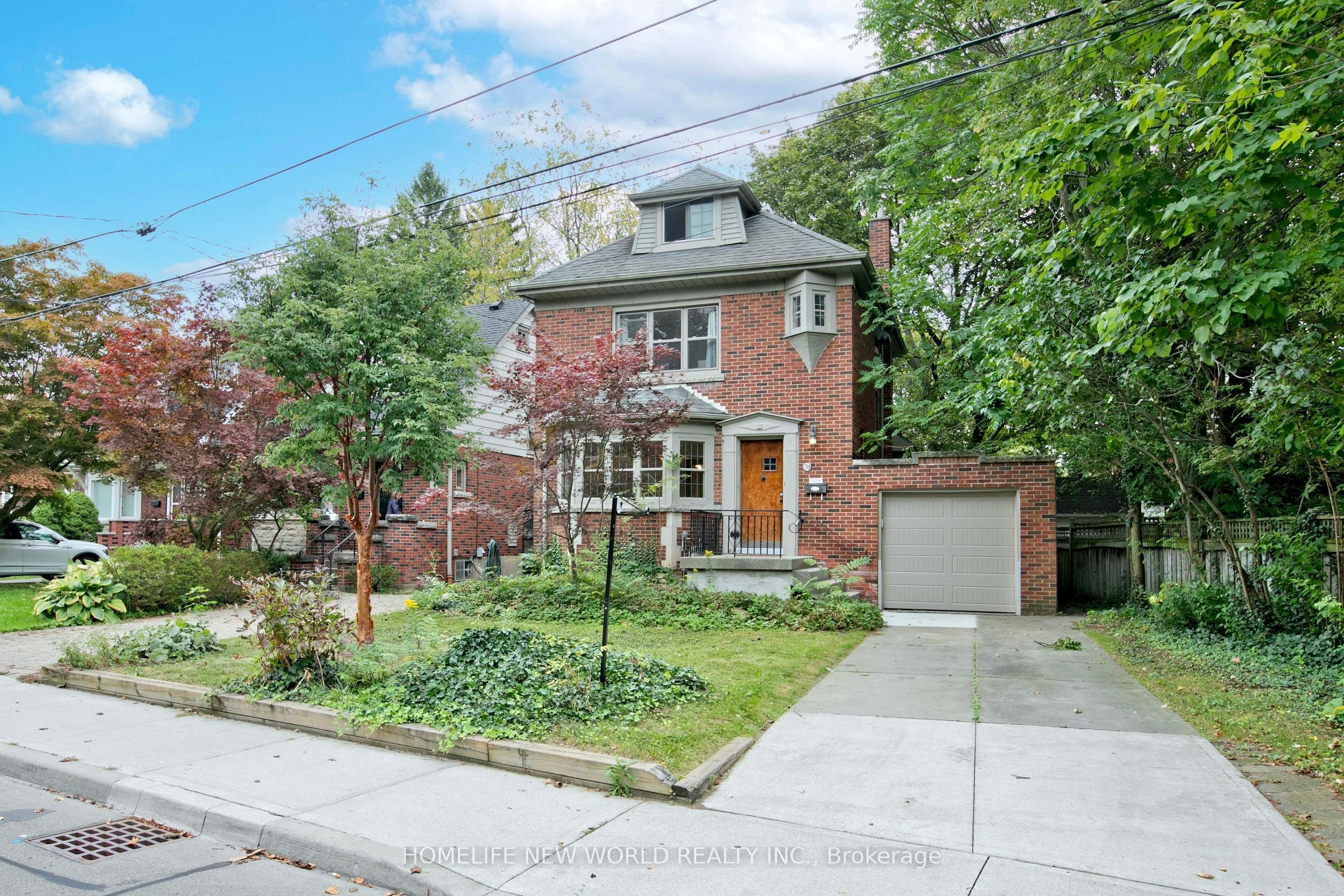 74 Haddon Avenue N, Hamilton, ON, L8S 4A5
