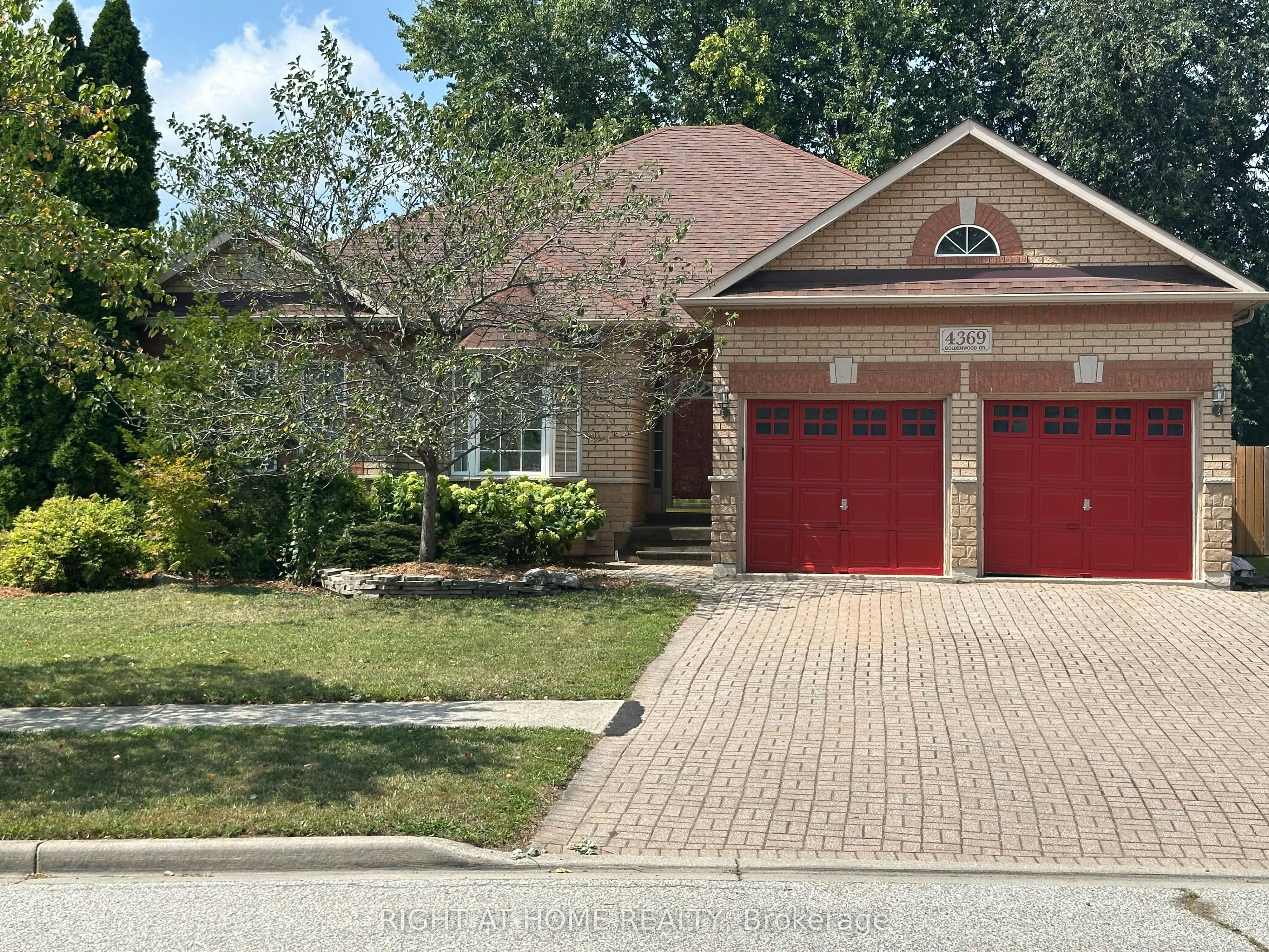 4369 Goldenwood Drive, Windsor, ON, N9G 2R4