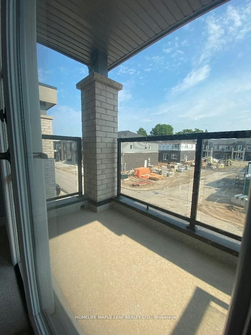 6-5672 Dorchester Road, Niagara Falls, ON, L2G 4Y8 - 12