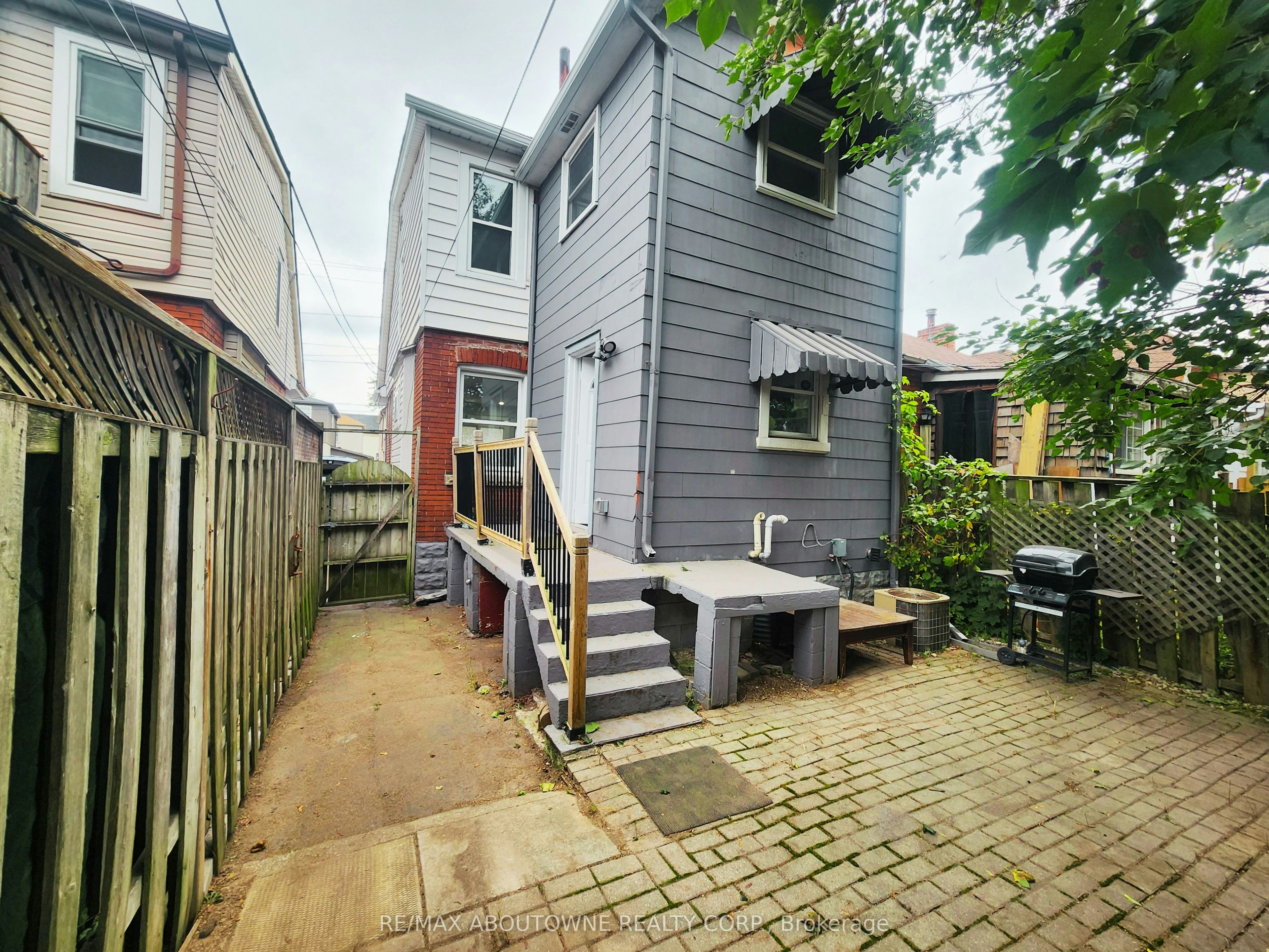 63 Gage Avenue N, Hamilton, ON, L8L 6Z8 - 13