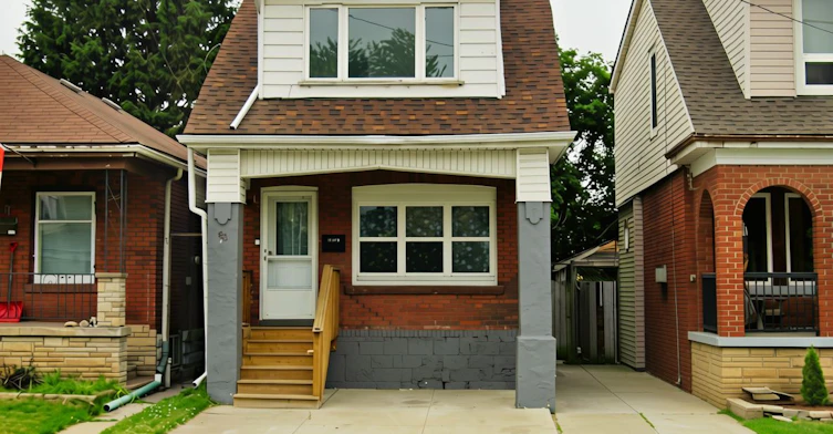 63 Gage Avenue N, Hamilton, ON, L8L 6Z8