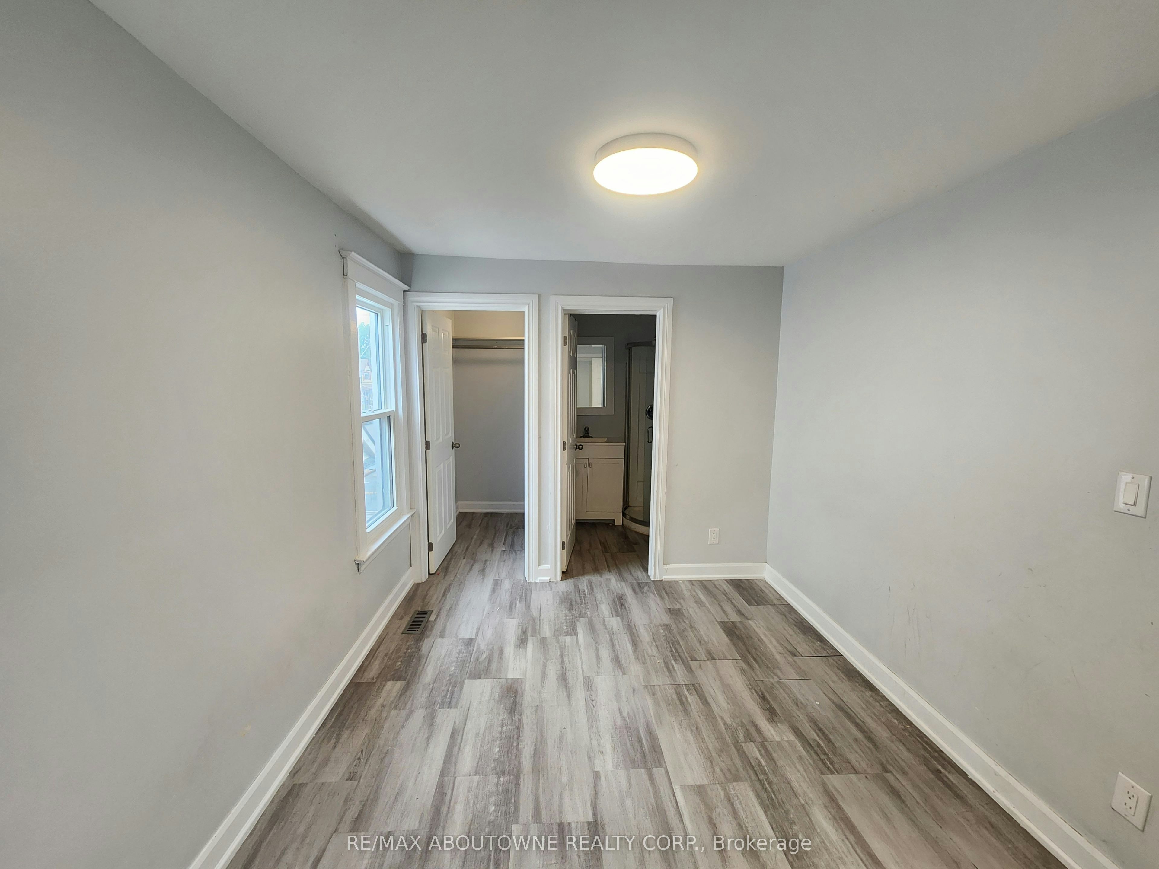 63 Gage Avenue N, Hamilton, ON, L8L 6Z8 - 8