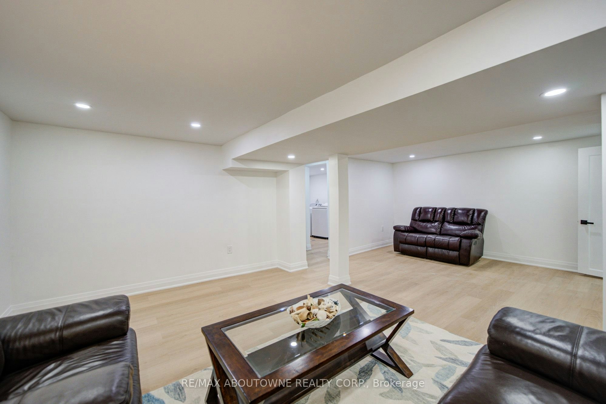 30 Dale Avenue, Hamilton, ON, L8G 3L9 - 40