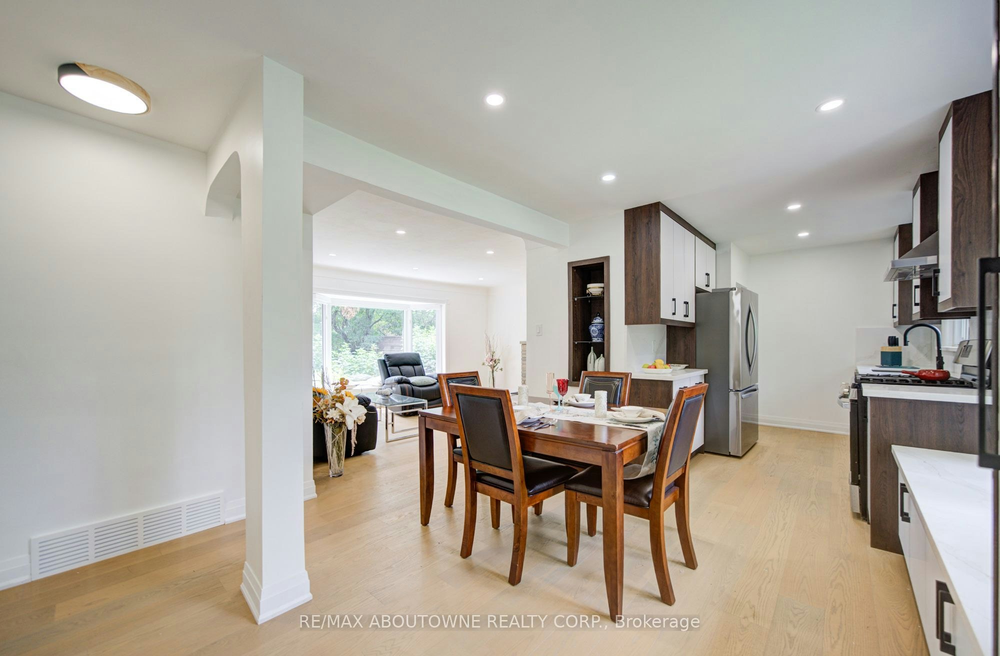30 Dale Avenue, Hamilton, ON, L8G 3L9 - 6