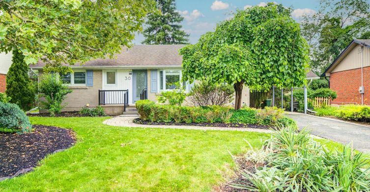 30 Dale Avenue, Hamilton, ON, L8G 3L9 - 2
