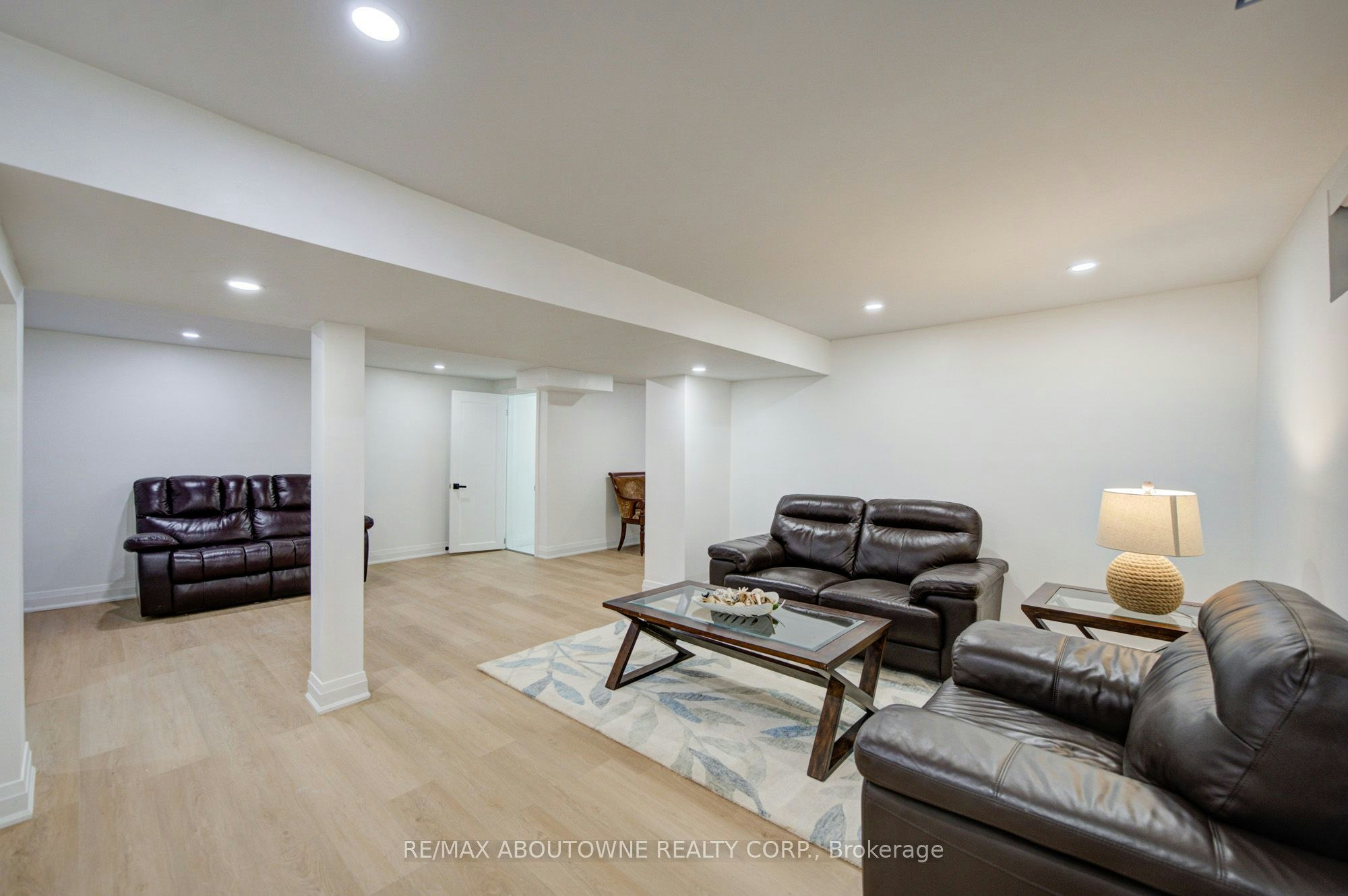 30 Dale Avenue, Hamilton, ON, L8G 3L9 - 39