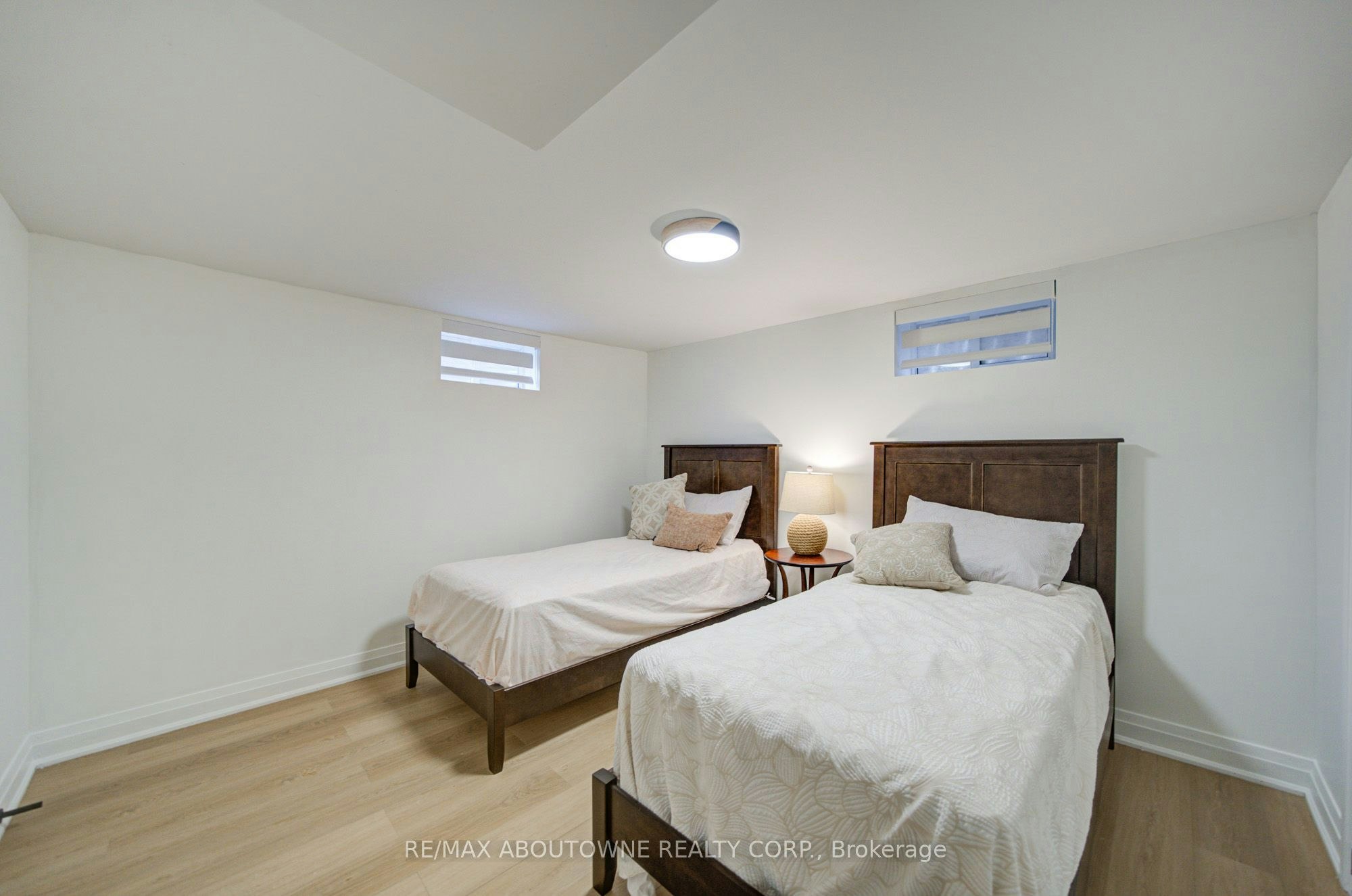 30 Dale Avenue, Hamilton, ON, L8G 3L9 - 42