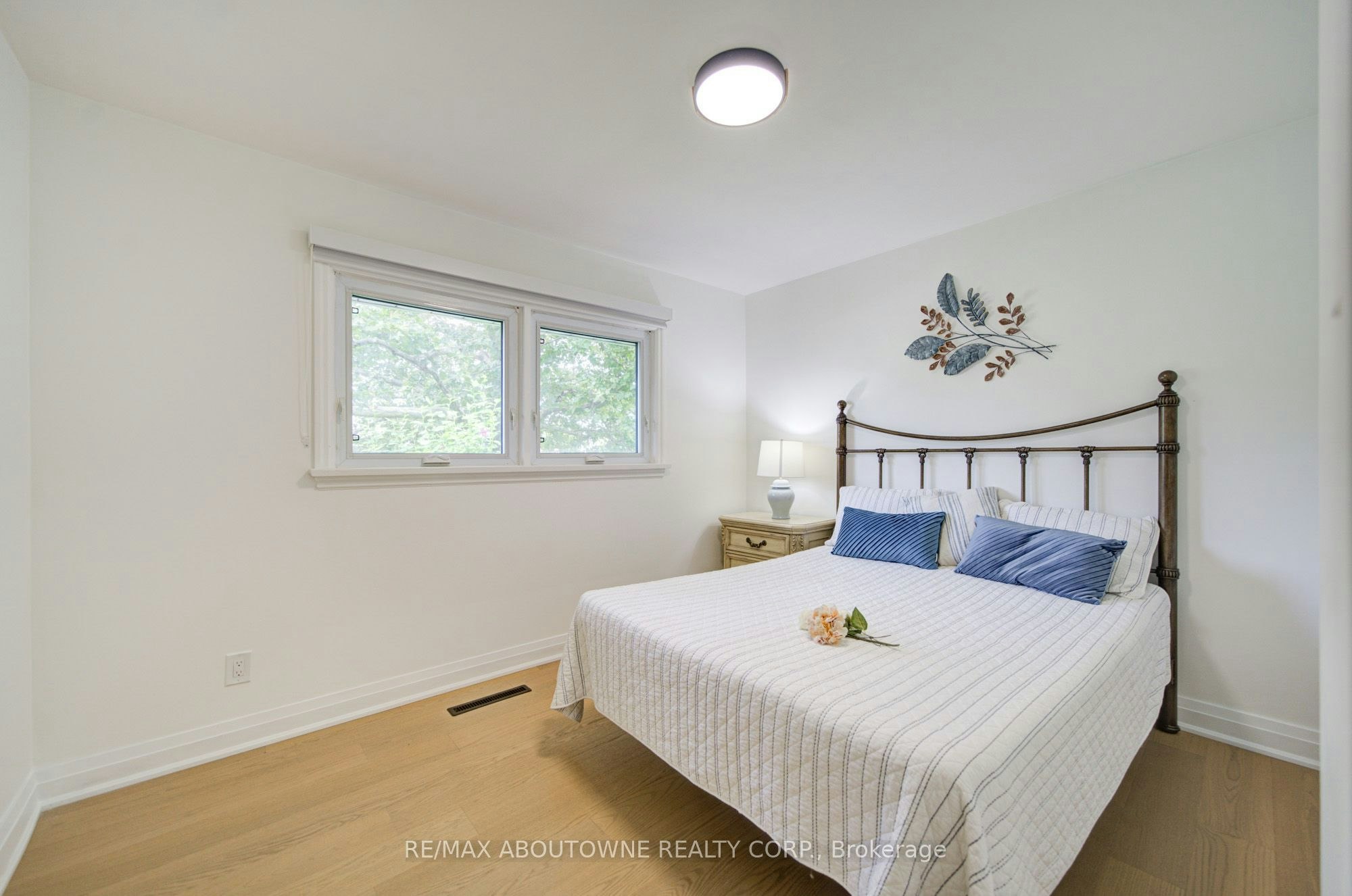 30 Dale Avenue, Hamilton, ON, L8G 3L9 - 24