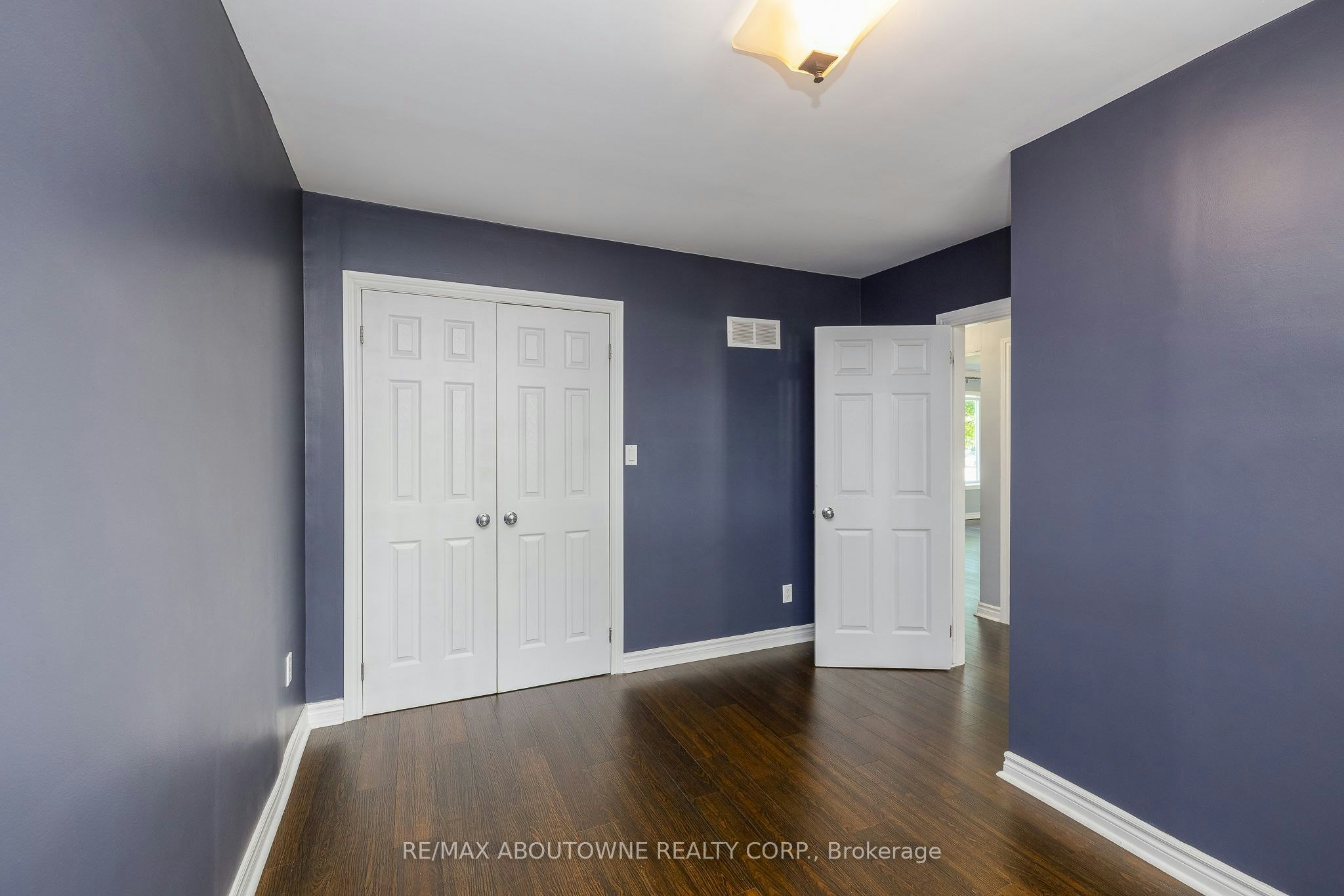 Upper-71 Lakeside Drive, Grimsby, ON, L3M 2L4 - 22