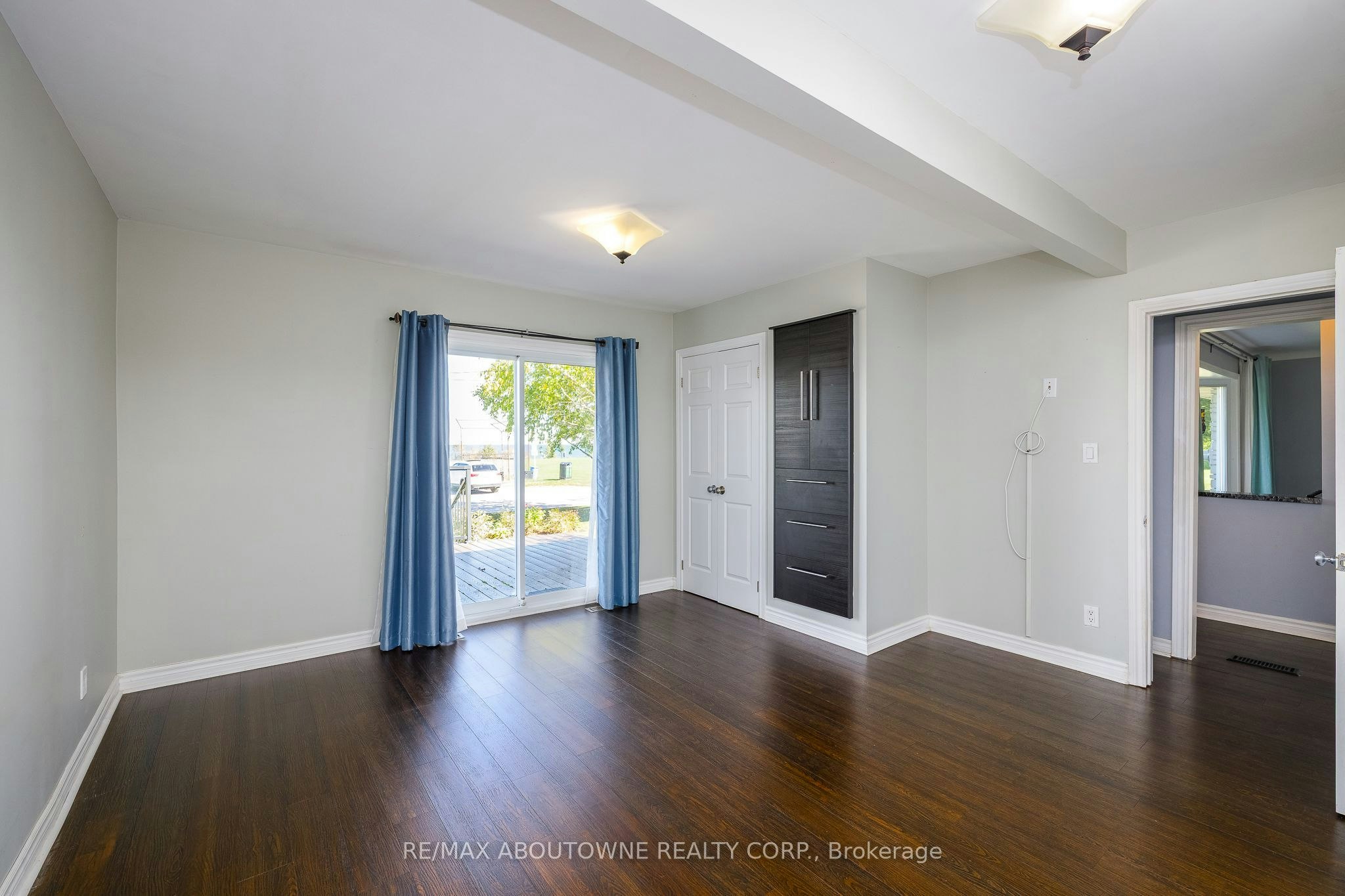Upper-71 Lakeside Drive, Grimsby, ON, L3M 2L4 - 16