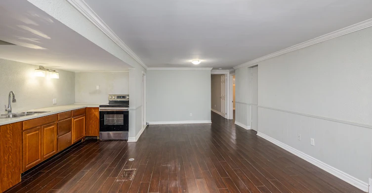 Lower-71 Lakeside Drive, Grimsby, ON, L3M 2L4 - 7