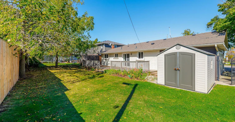 Lower-71 Lakeside Drive, Grimsby, ON, L3M 2L4 - 17