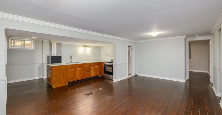 Lower-71 Lakeside Drive, Grimsby, ON, L3M 2L4 - 8