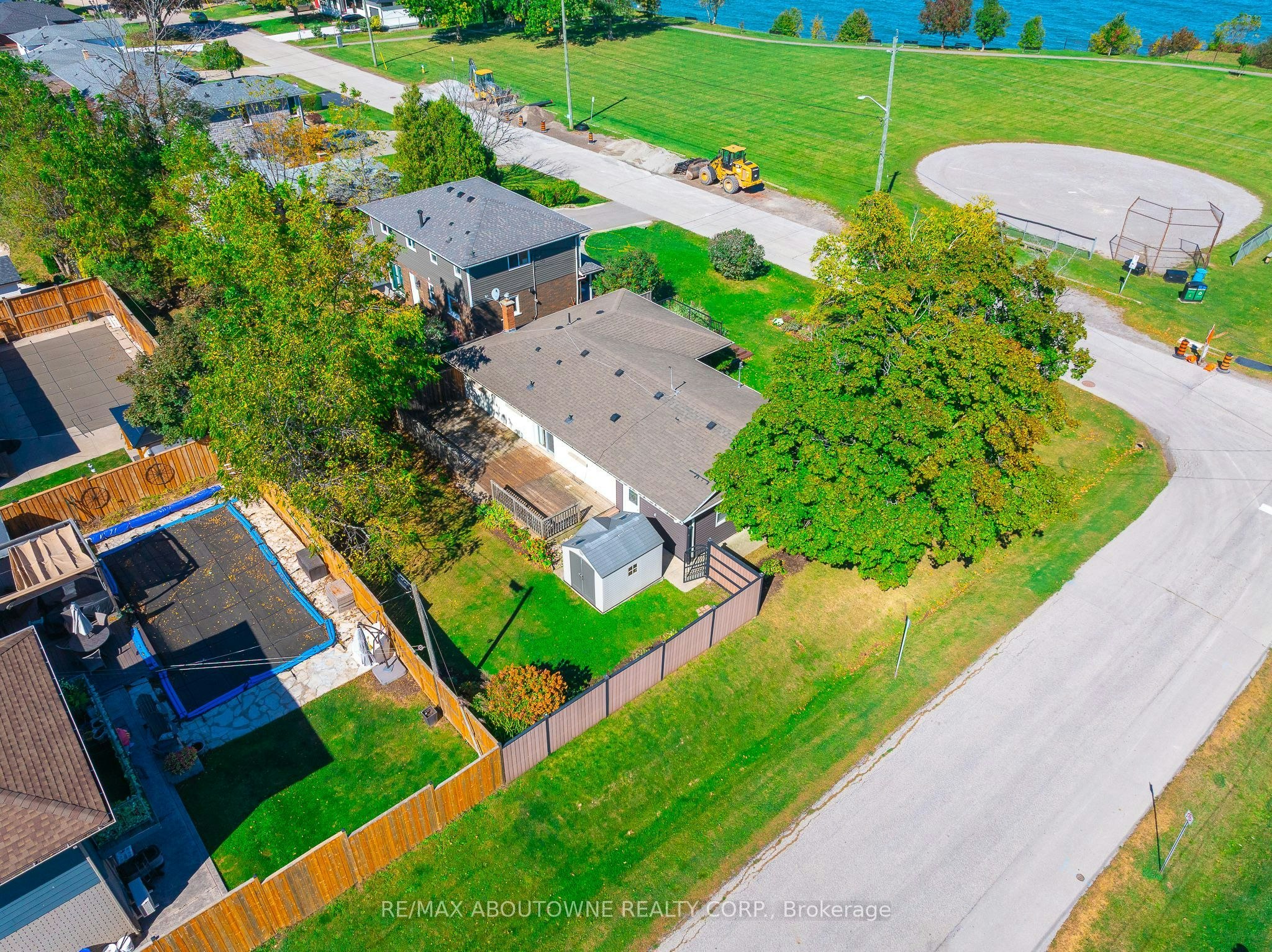 Lower-71 Lakeside Drive, Grimsby, ON, L3M 2L4 - 30