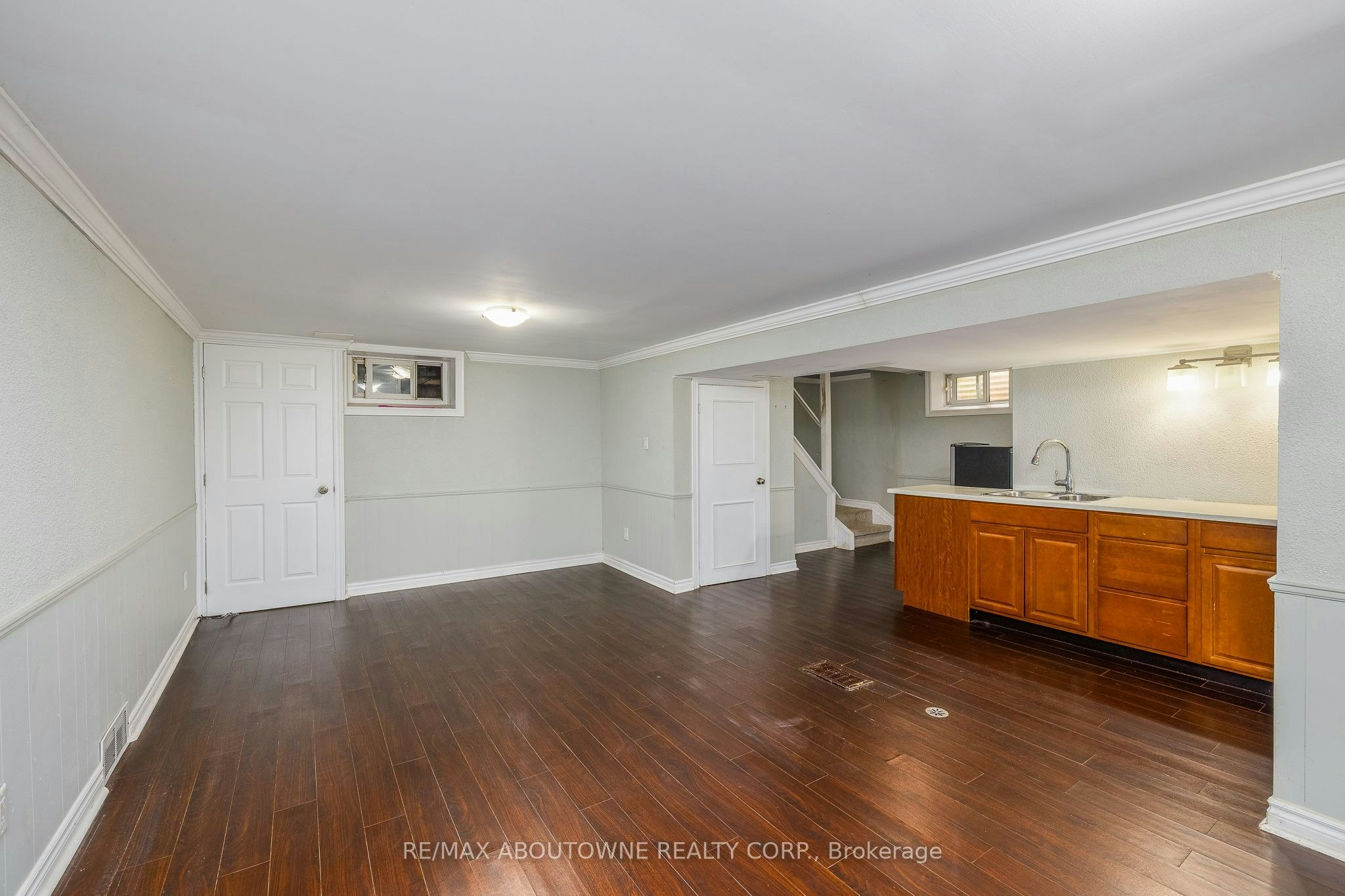 Lower-71 Lakeside Drive, Grimsby, ON, L3M 2L4 - 14