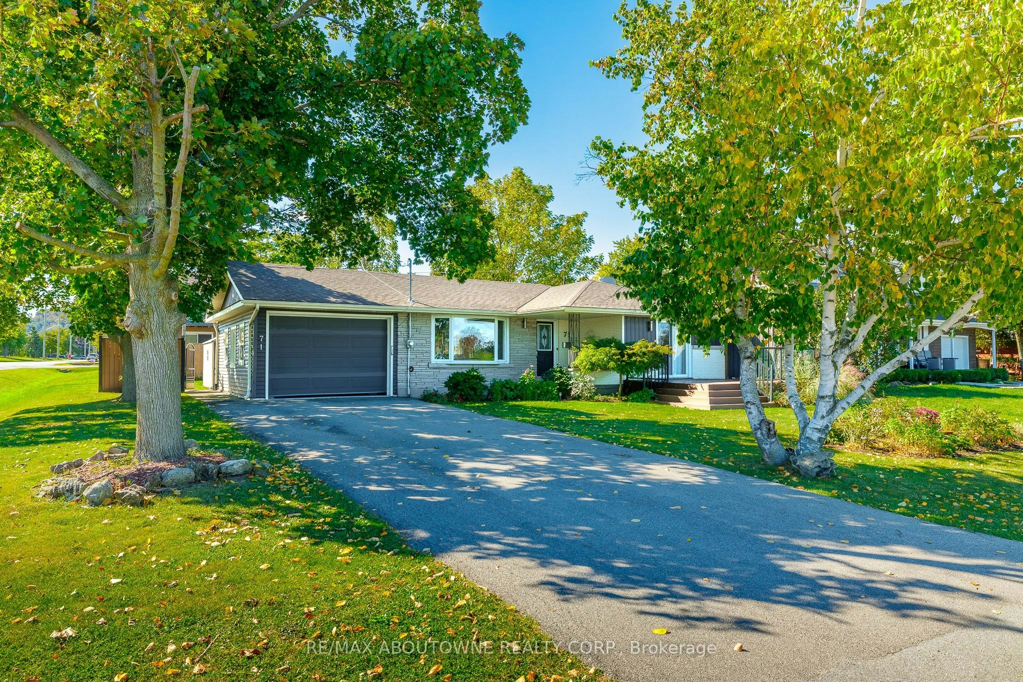 Lower-71 Lakeside Drive, Grimsby, ON, L3M 2L4 - 2